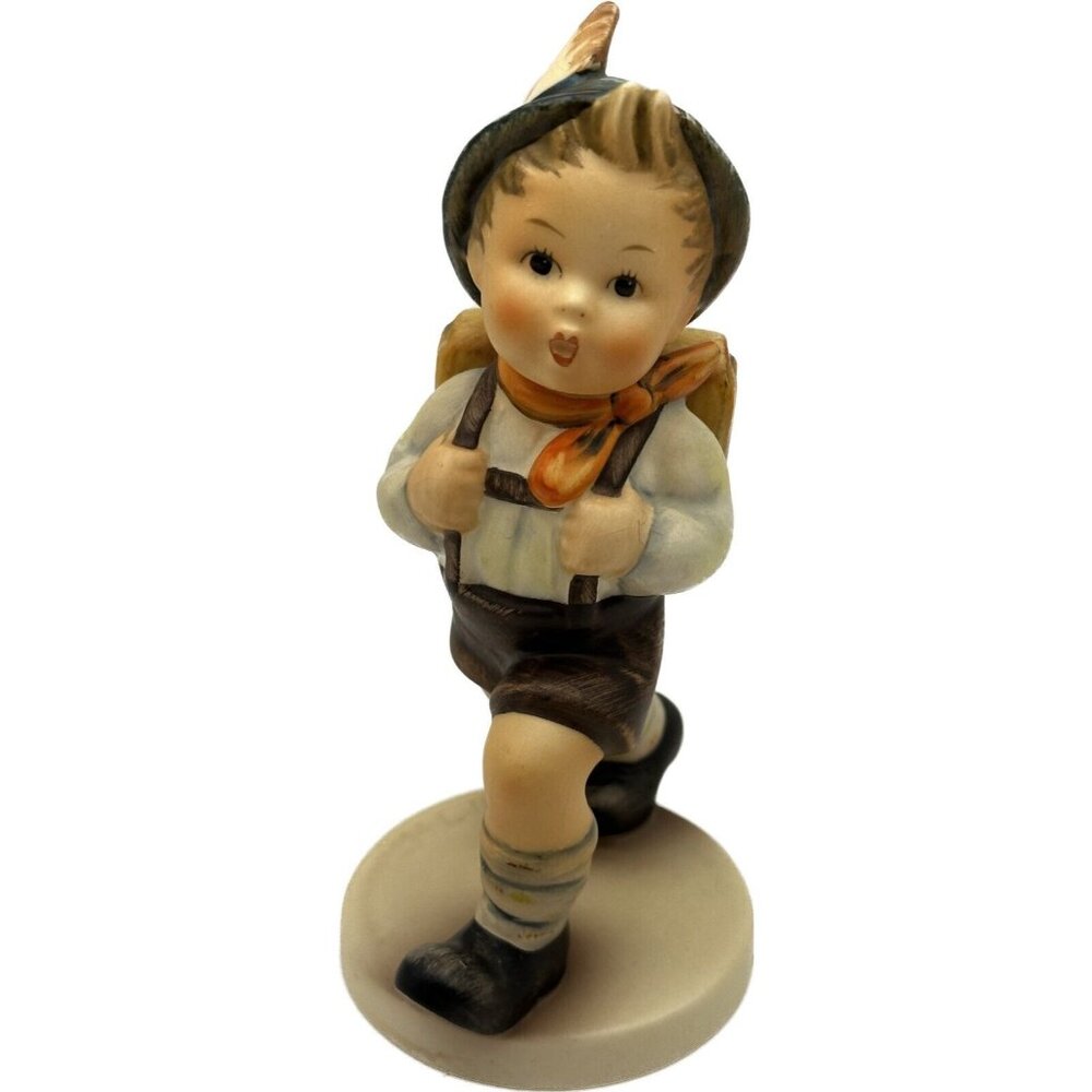Goebel M.I. Hummel School Boy Figurine #822/0‎ 1979 W. Germany Collectible TMK5